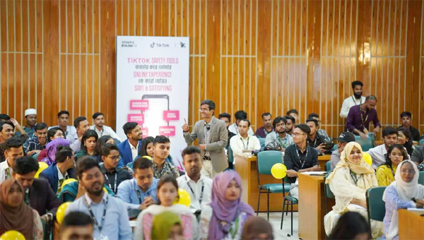 ইন্টারনেটের নিরাপদ ব্যবহার নিশ্চিতে কাজ করবেন যুব অ্যাম্বাসেডররা